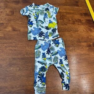 Gap 100% cotton Star Wars 2 piece pajamas size 6-12 months